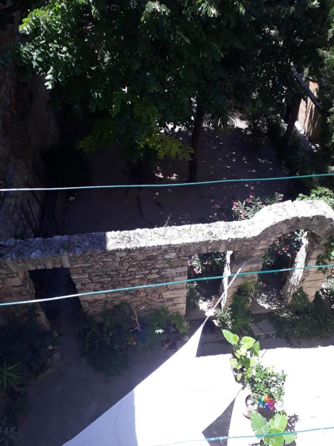 Le V Genie Verdure Et Calme A Deux Pas Des Halles De Sète Kültér fotó